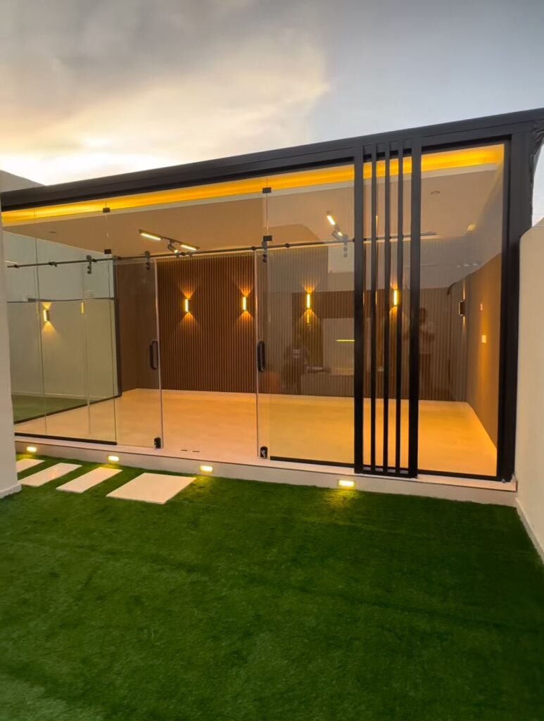 غرف زجاج بسعر رخيص